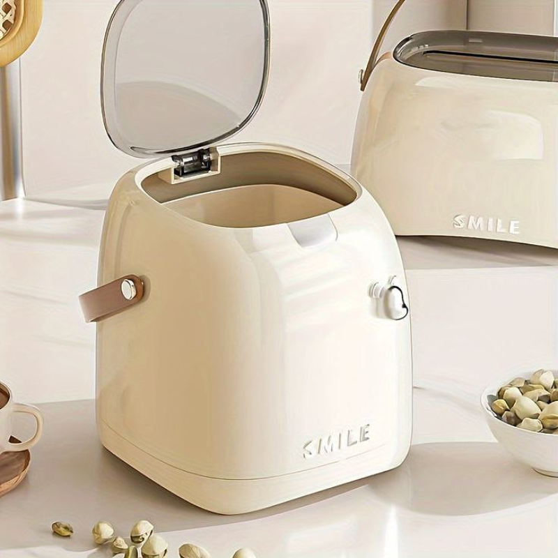 smile-5-1.webp سطل رومیزی طرح SMILE وارداتی کد albirx-VT2491 - تصویر 1